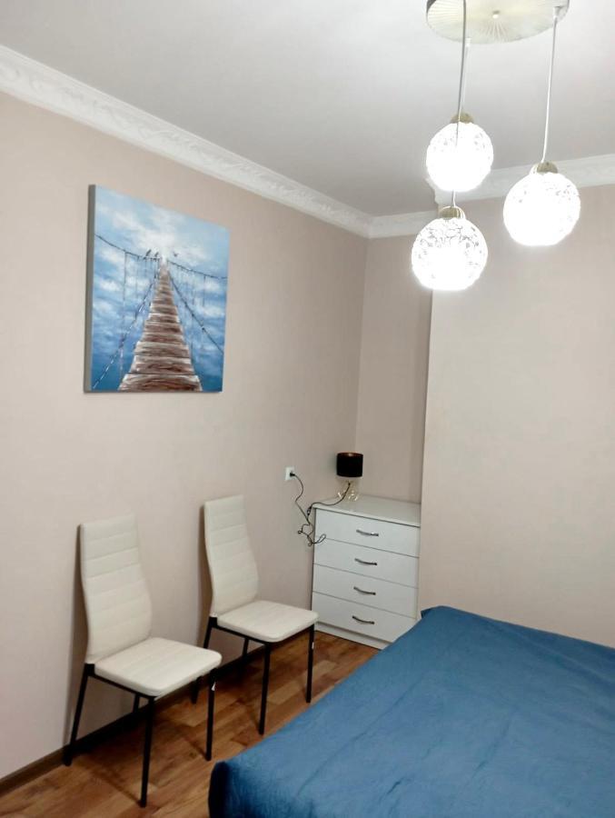 Daniel Sea View Apartment Батуми Экстерьер фото