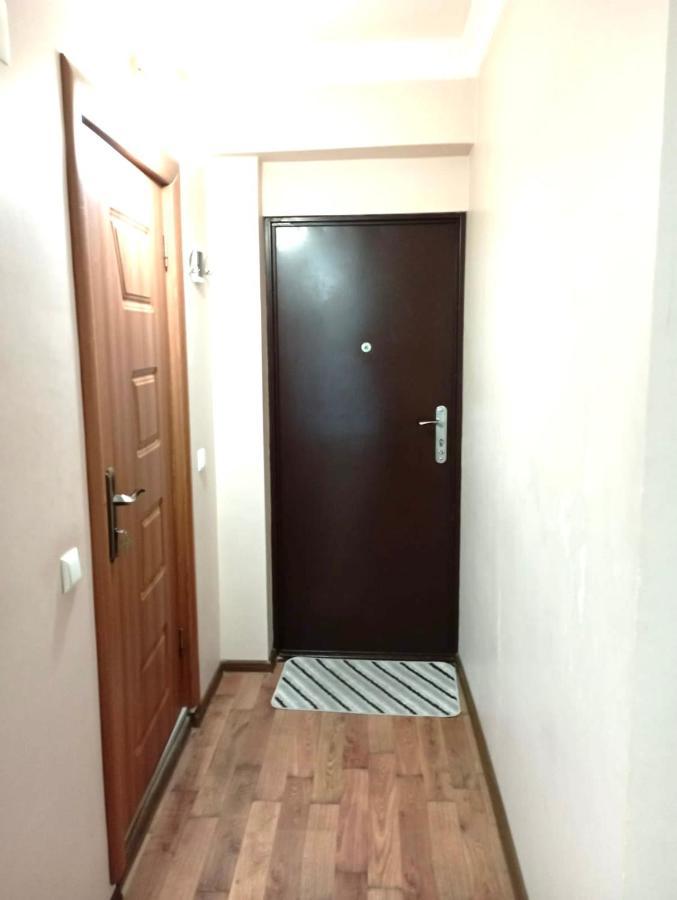 Daniel Sea View Apartment Батуми Экстерьер фото